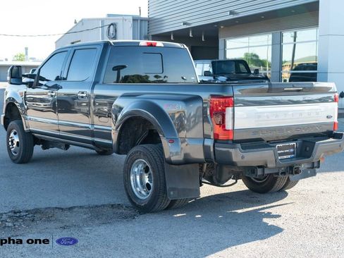 Used 2019 Ford F350 Platinum w/ Platinum Ultimate Package image 8