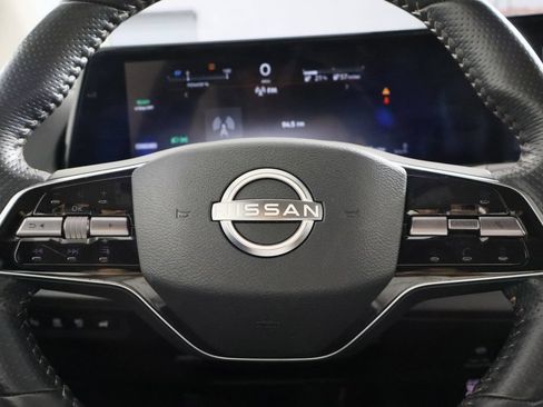 Used 2023 Nissan Ariya FWD image 24