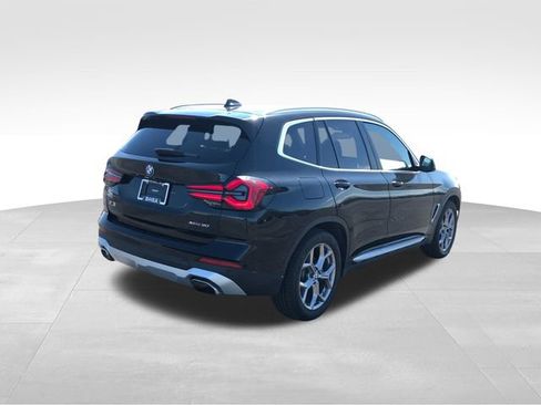 Used 2023 BMW X3 xDrive30i AWD/4WD image 3