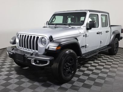 Used 2023 Jeep Gladiator Sport w/ Trailer Tow Package