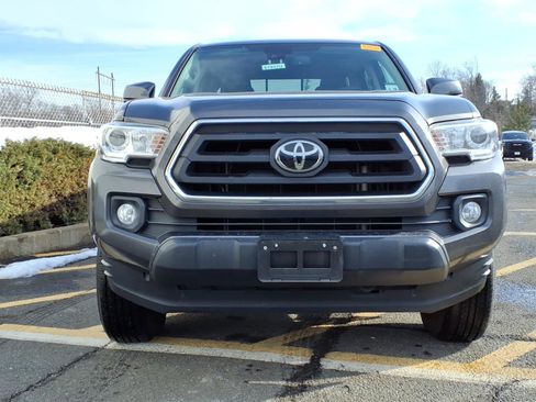 Used 2021 Toyota Tacoma SR5 image 2