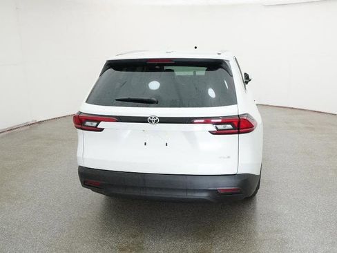 New 2026 Toyota Grand Highlander FWD image 7