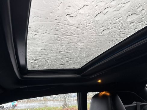 Used 2023 Dodge Challenger GT w/ Plus Package image 33