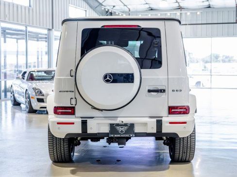 Used 2025 Mercedes-Benz G 63 AMG 4MATIC image 5