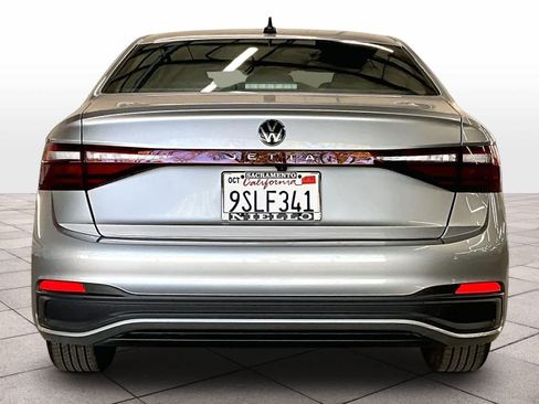 Used 2025 Volkswagen Jetta Sport image 7