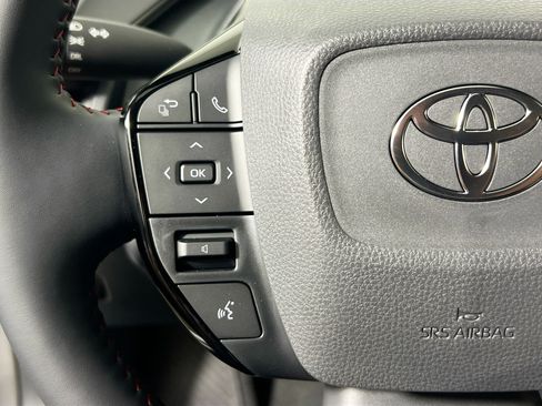 New 2026 Toyota Prius Plug-In Hybrid FWD image 18