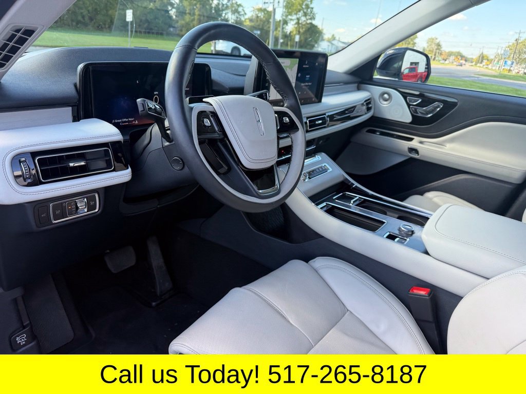 Used 2025 Lincoln Aviator Reserve w/ Equipment Group 201A AWD/4WD image 23