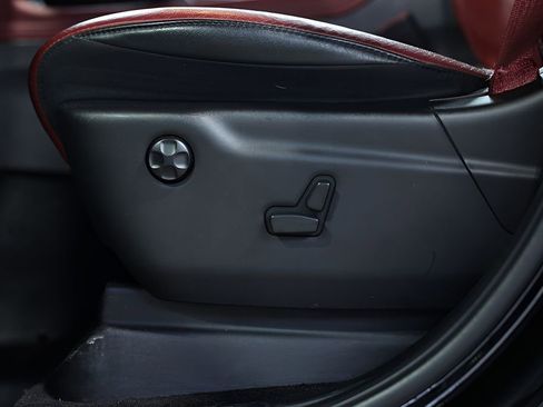 Used 2023 Dodge Durango SRT image 25