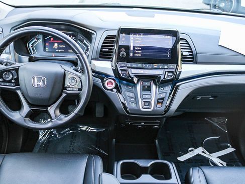 Used 2024 Honda Odyssey Touring image 15