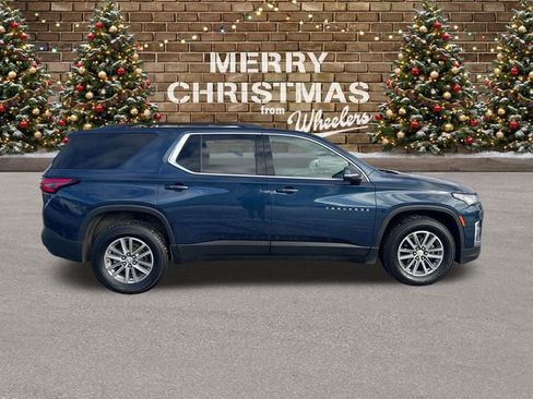 Used 2022 Chevrolet Traverse LT image 7