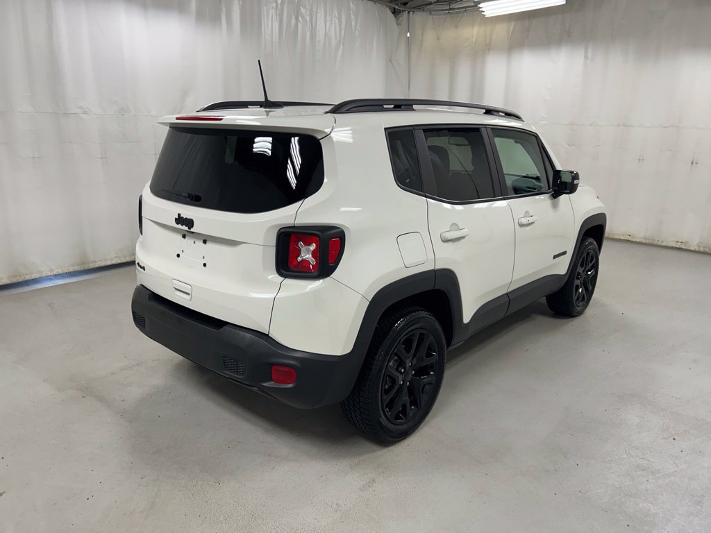 Used 2023 Jeep Renegade Altitude w/ Convenience Group I AWD/4WD image 5