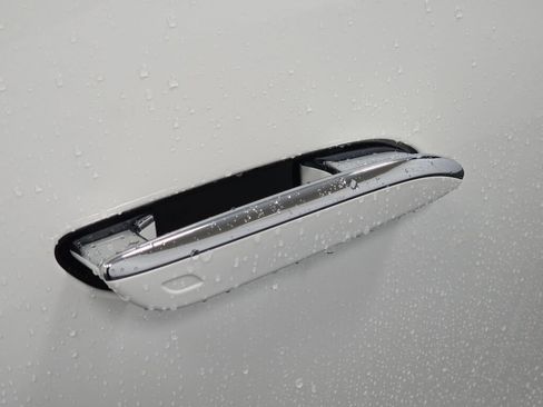 Used 2024 Mercedes-Benz E 350 4MATIC Sedan image 29