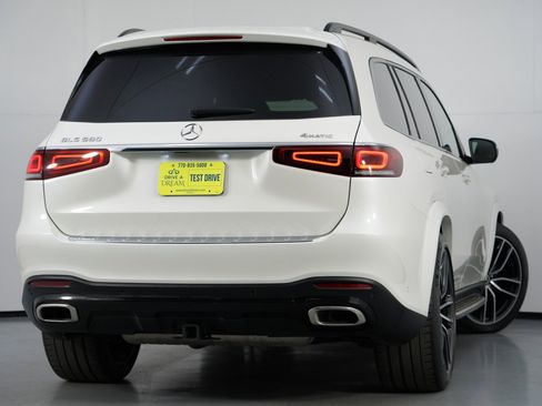 Used 2021 Mercedes-Benz GLS 580 4MATIC image 5