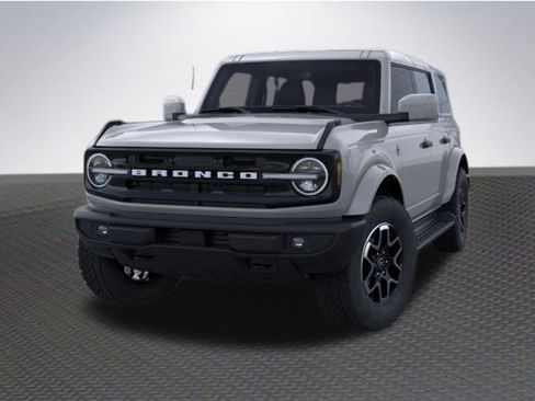 New 2026 Ford Bronco Outer Banks AWD/4WD image 2