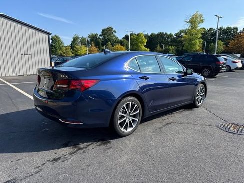 Used 2017 Acura TLX V6 w/ Technology Package FWD image 5
