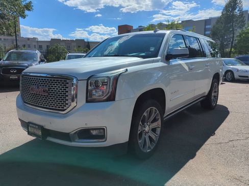 Used 2017 GMC Yukon XL Denali w/ Open Road Package AWD/4WD image 3