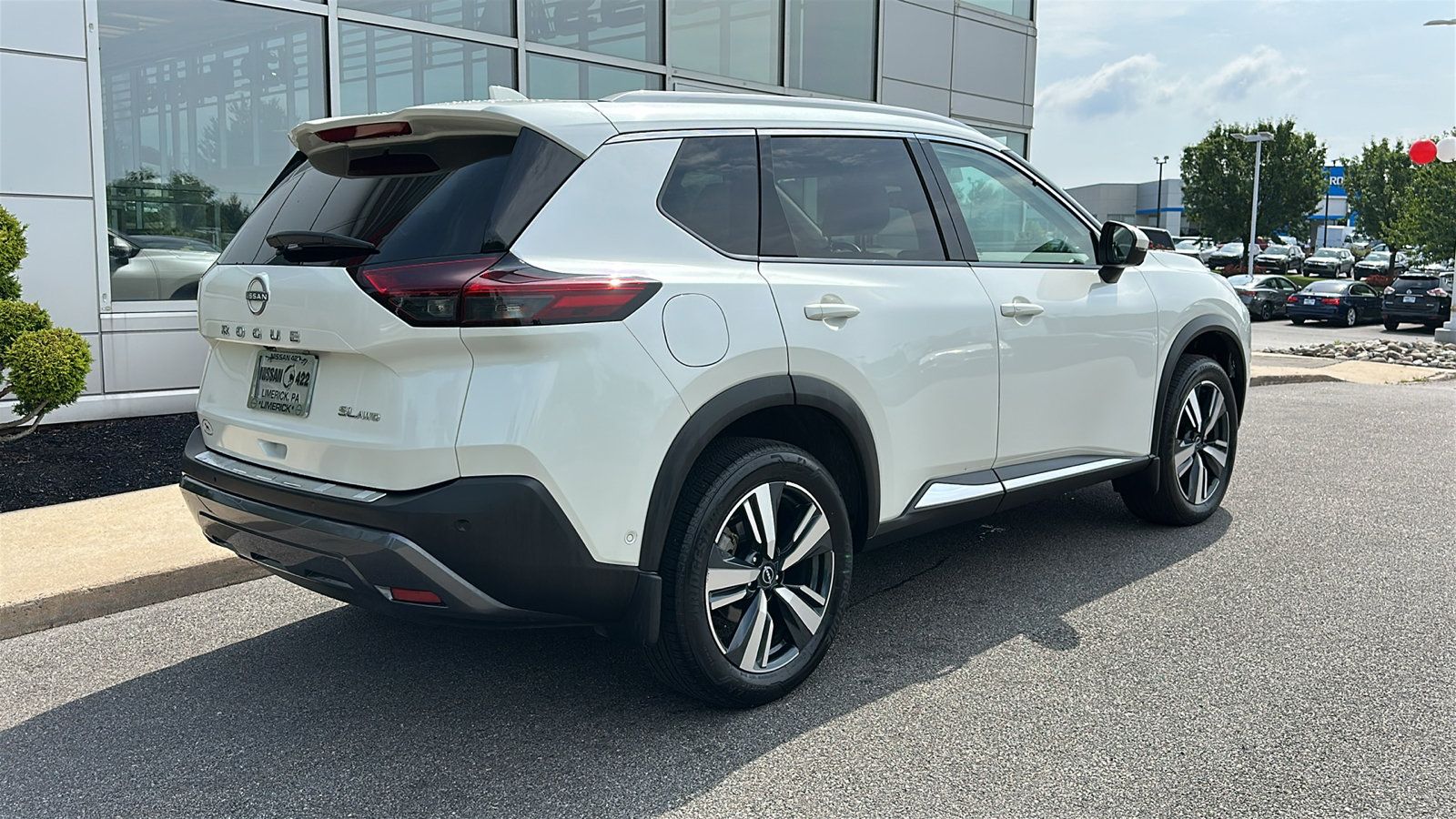 Certified 2023 Nissan Rogue SL w/ SL Premium Package AWD/4WD image 7