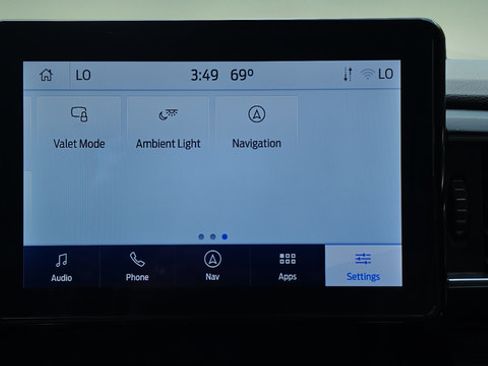 Used 2022 Ford Explorer Limited w/ Equipment Group 301A AWD/4WD image 36