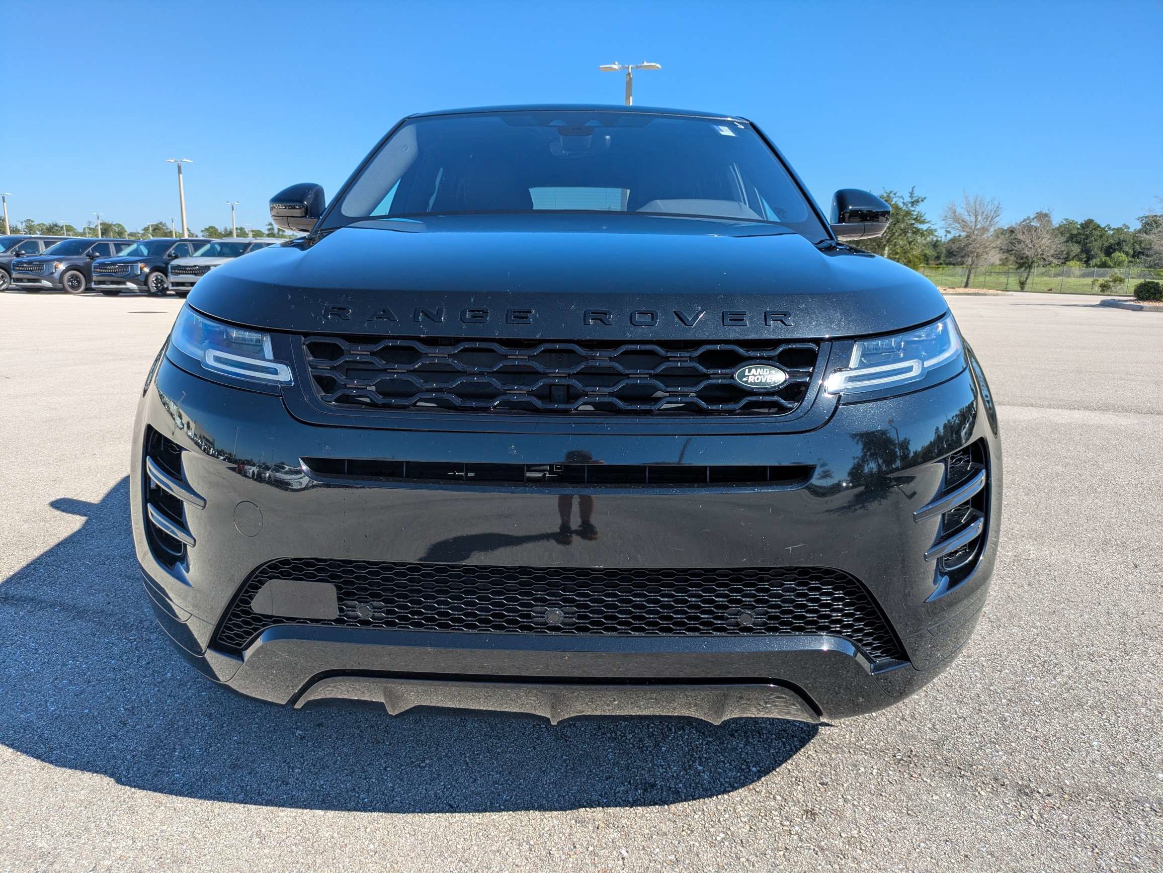 Used 2020 Land Rover Range Rover Evoque R-Dynamic SE AWD/4WD image 9