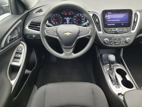 Used 2023 Chevrolet Malibu LS FWD image 22