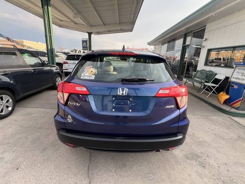Used 2016 Honda HR-V LX image 4