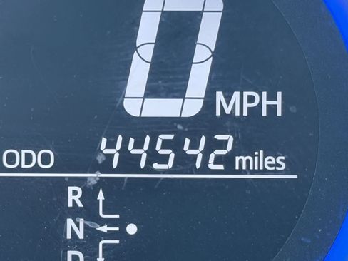 Used 2014 Toyota RAV4 EV FWD image 20