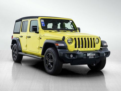 Used 2023 Jeep Wrangler Sport S AWD/4WD image 7
