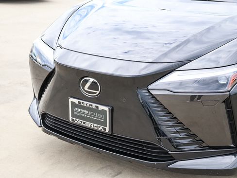 Certified 2023 Lexus RZ 450e Premium w/ Technology Package AWD/4WD image 8