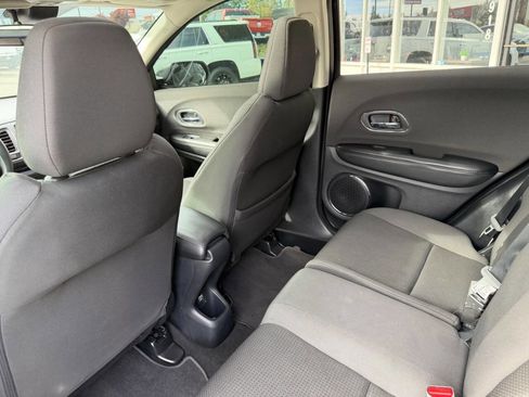 Used 2019 Honda HR-V EX image 28