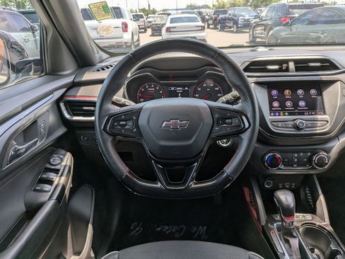 Used 2023 Chevrolet TrailBlazer RS AWD/4WD image 50