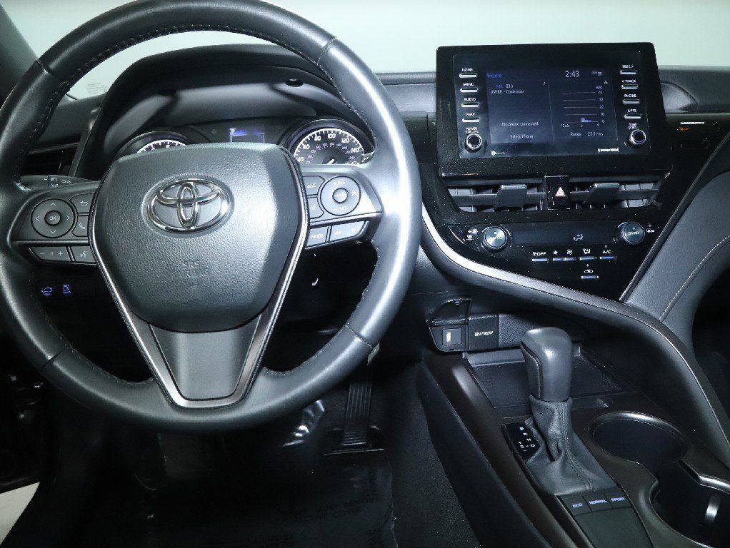 Used 2024 Toyota Camry SE FWD image 27