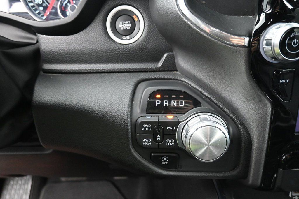 Used 2025 RAM 1500 Laramie AWD/4WD image 15
