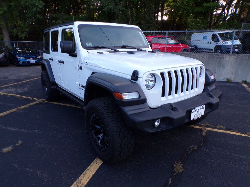 Used 2023 Jeep Wrangler Unlimited Sport AWD/4WD image 3
