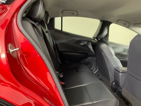 Used 2025 Toyota Prius XLE FWD image 30