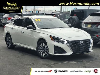 Used 2024 Nissan Altima 2.5 SV