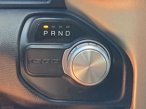 Used 2020 RAM 1500 Laramie RWD image 25