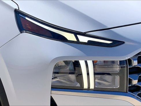 Used 2022 Hyundai Santa Fe SEL w/ Convenience + Premium Package image 26