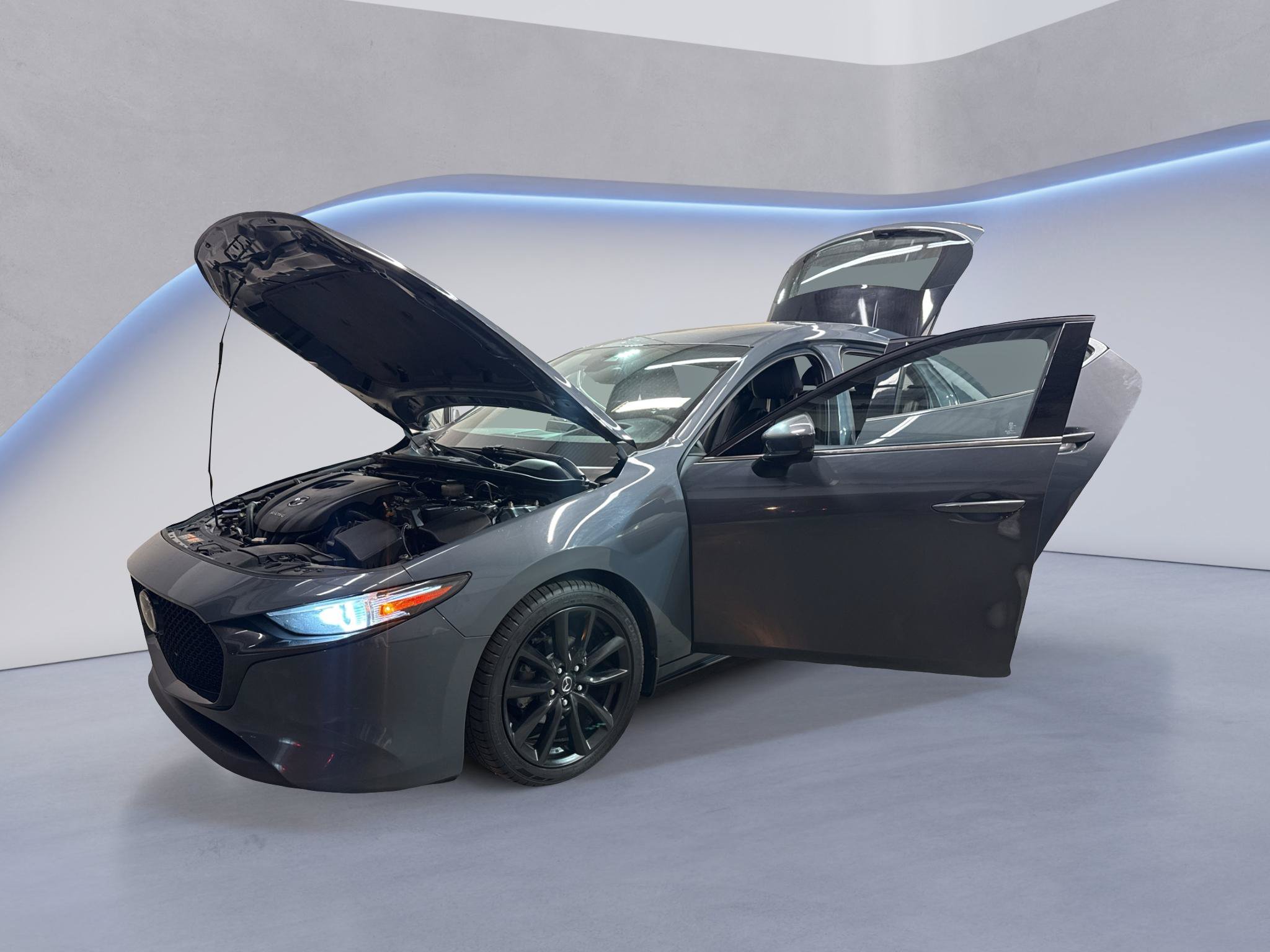Used 2019 MAZDA MAZDA3 Hatchback w/ Preferred Package FWD image 11