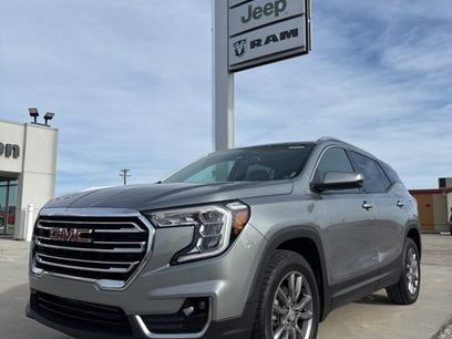 Used 2024 GMC Terrain SLT