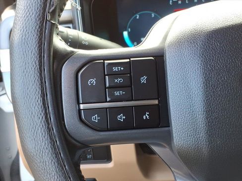 Certified 2024 Ford F250 Lariat w/ Sport Appearance Package image 18