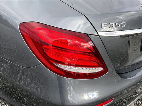 Used 2020 Mercedes-Benz E 350 4MATIC Sedan image 28
