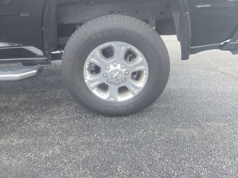 Used 2026 RAM 2500 Big Horn AWD/4WD image 6