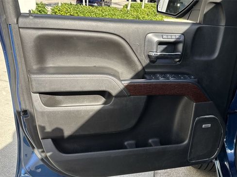 Used 2018 GMC Sierra 1500 SLT image 40