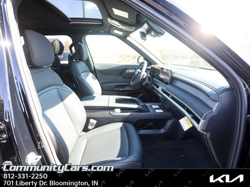 New 2027 Kia Telluride S image 19
