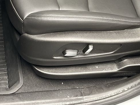 New 2025 Cadillac XT6 Luxury w/ LPO, Floor Liner Package image 10