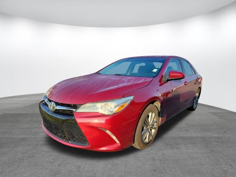 Used 2016 Toyota Camry SE FWD image 3