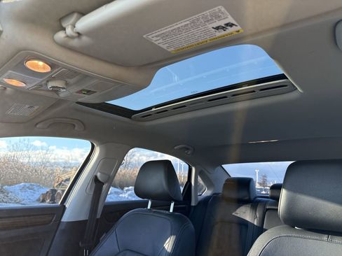 Used 2020 Volkswagen Passat 2.0T SEL image 23