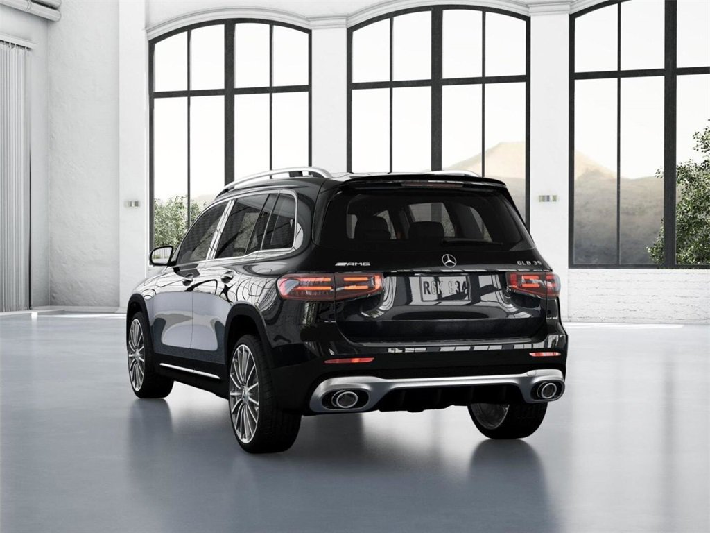 Used 2024 Mercedes-Benz GLB 35 AMG 4MATIC image 27