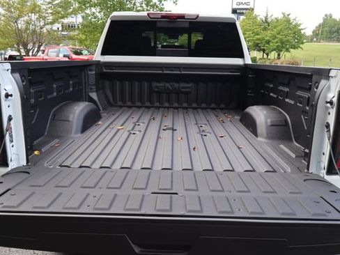 New 2026 GMC Sierra 2500 AT4 w/ AT4 Premium Plus Package AWD/4WD image 24