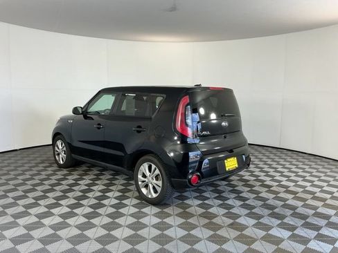 Used 2016 Kia Soul + FWD image 7